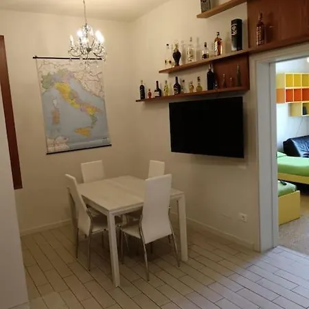 Casa Al Mare Valentina * Viareggio