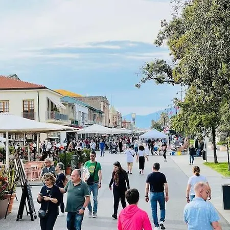 Casa Al Mare Valentina * Viareggio